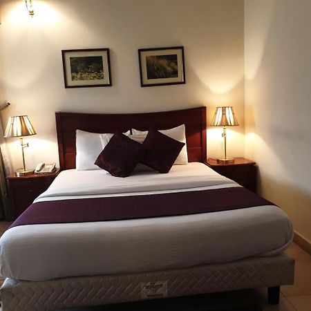 Three Arms Hotel Lagos Exterior photo