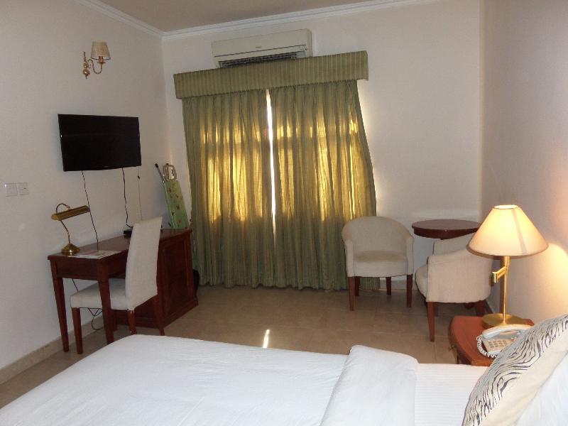 Three Arms Hotel Lagos Exterior photo