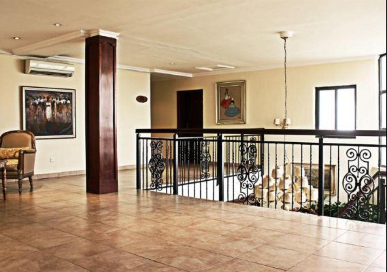 Three Arms Hotel Lagos Exterior photo