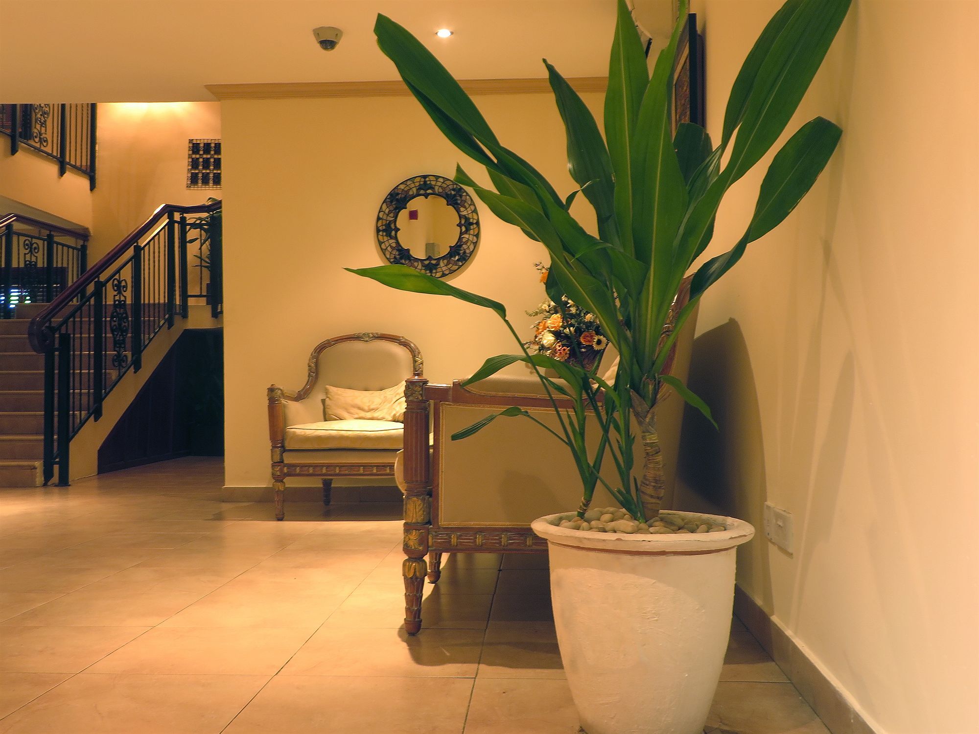 Three Arms Hotel Lagos Exterior photo